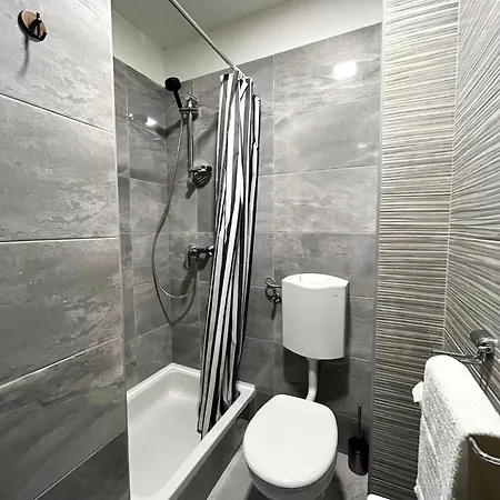 Lägenhet By The Sea Igrane, Makarska - 18405 Igrane